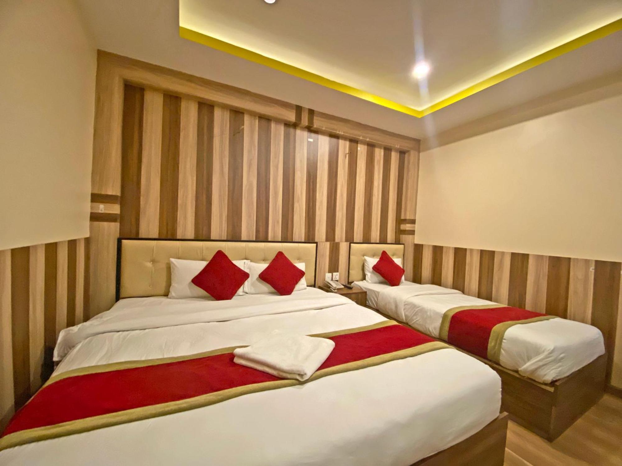 Hotel Airport Holiday Katmandu Eksteriør bilde